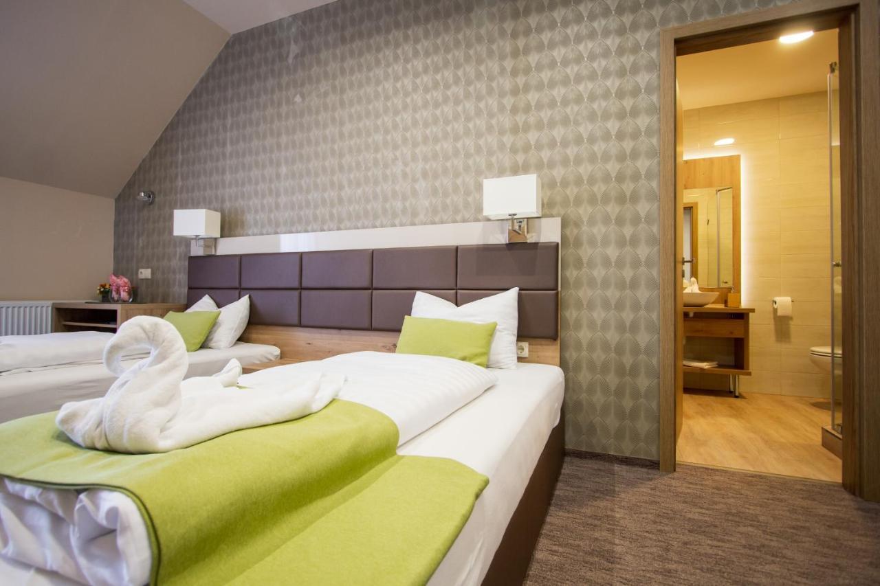 Veres Motel Veresegyház Εξωτερικό φωτογραφία