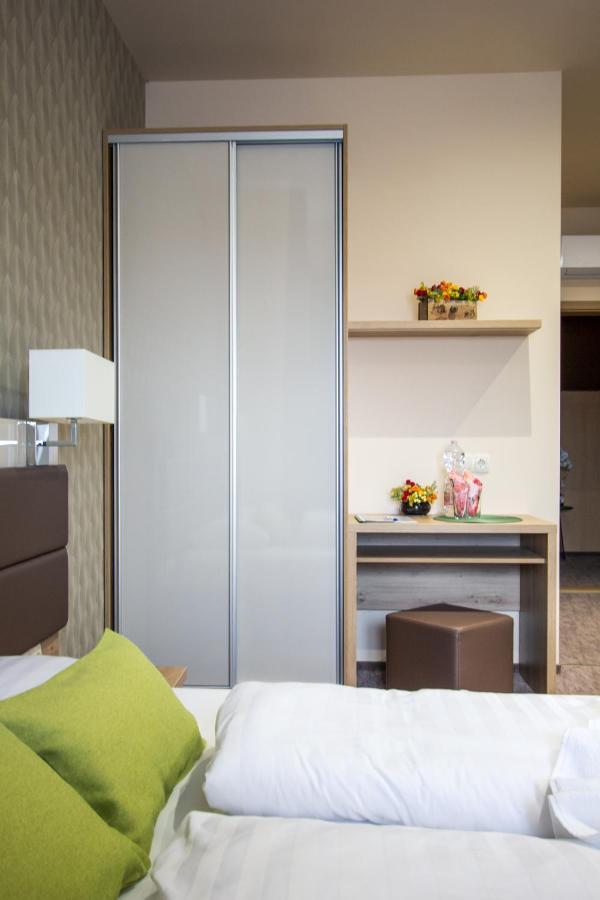 Veres Motel Veresegyház Εξωτερικό φωτογραφία